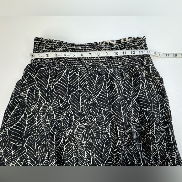 Coldwater Creek Reversible Shirred Elastic Waist Flowy Skirt Small 4-6 - Picture 6 of 8